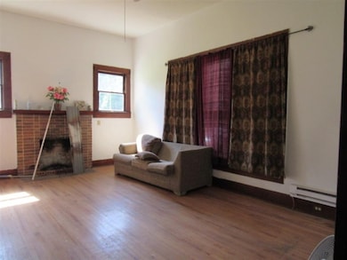 1225 W 5th St, Texarkana, TX 75501 - photo 2