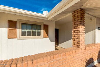 10118 W Caron Dr, Sun City, AZ 85351 - photo 4