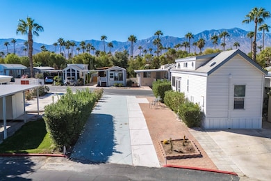82 E Ramon Rd, Palm Springs, CA 92262 - photo 2