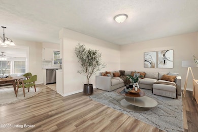 3410 Middle Rd, Jeffersonville, IN 47130 - photo 4