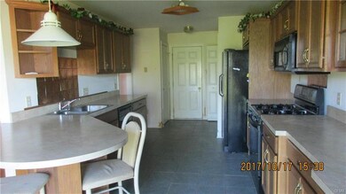 1822 Merlot Dr, Easton, PA 18045 - photo 3