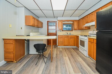 31 S F St, Keyser, WV 26726 - photo 3