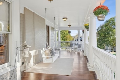 372 Up Mountain Ave, Montclair Twp., NJ 07043 - photo 5