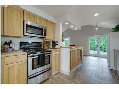 2444 Pimlico Dr, West Linn, OR 97068 - photo 7