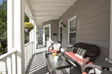 dock 819 2fporch gary_1971