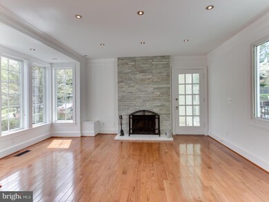 7206 Oakridge Ave, Chevy Chase, MD 20815 - photo 4