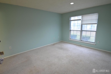 249 Kempsey Dr, North Brunswick, NJ 08902 - photo 6