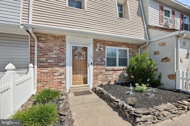 54 Colonial Square Place, Clementon, NJ 08021 - photo 2