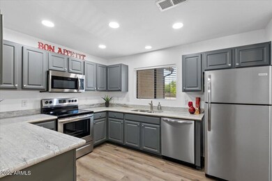 20-Kitchen