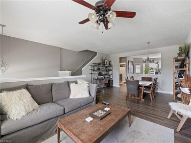 946 Croghan Way, Copley, OH 44321 - photo 4