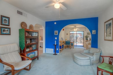 907 E Mesquite Dr unit 4, Tucson, AZ 85719 - photo 4