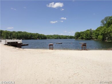 2211 Chalkwell Dr, Midlothian, VA 23113 - photo 4