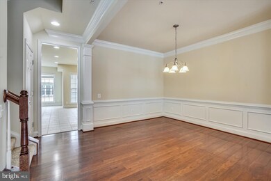 20647 Sibbald Square, Ashburn, VA 20147 - photo 4