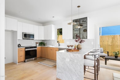 907 N Elizabeth St, Durham, NC 27701 - photo 7