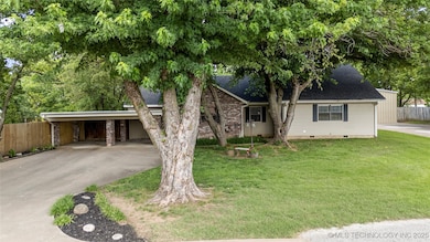 1732 N Little Ave, Cushing, OK 74023 - photo 3