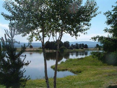 Close Access to The Payette River