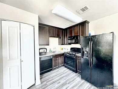 315 Rachel St unit GARAGE APT, San Marcos, TX 78666 - photo 3