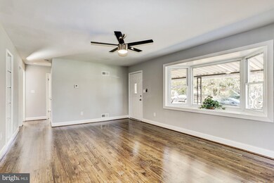 2117 Chapman Rd, Hyattsville, MD 20783 - photo 4