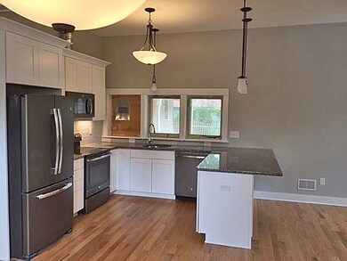 438 3rd St unit 1, Ann Arbor, MI 48103 - photo 3