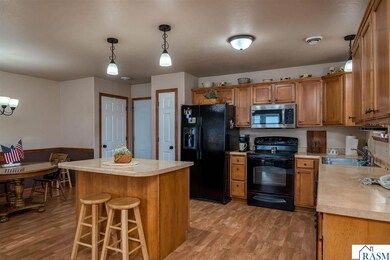108 Palmer Path, Mankato, MN 56001 - photo 3