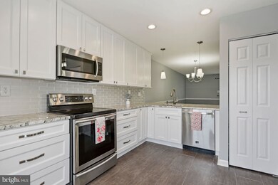 4150 Dawn Valley Ct unit 85G, Chantilly, VA 20151 - photo 7