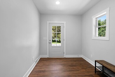 212 N Hendricks St, Warren, IN 46792 - photo 4