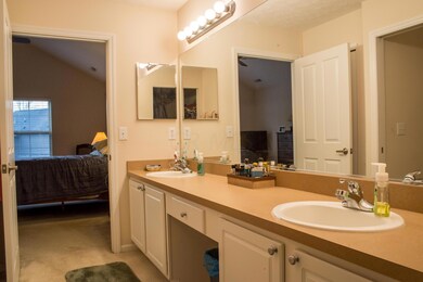 Listing (6 of 11)