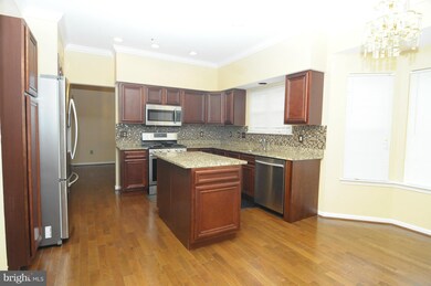 10103 Gaylewinds Ct, Bowie, MD 20721 - photo 5