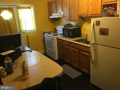 3636 Columbus Dr, Baltimore, MD 21215 - photo 6