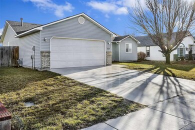 525 Seasons Ct, Nampa, ID 83686 - photo 2