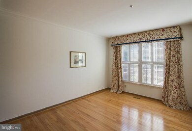 7306 Rocky Creek Dr, Columbia, MD 21046 - photo 4