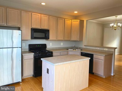 43722 Clear Lake Square, Ashburn, VA 20147 - photo 4