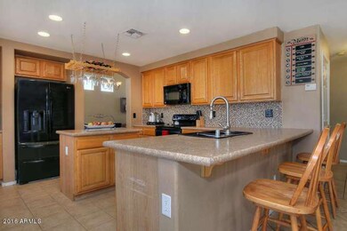 2413 E Torrey Pines Ln-small-008-15-Kitc