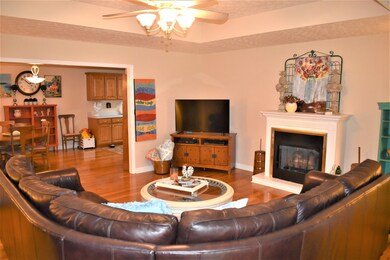 103 Thomas St, Manchester, TN 37355 - photo 6