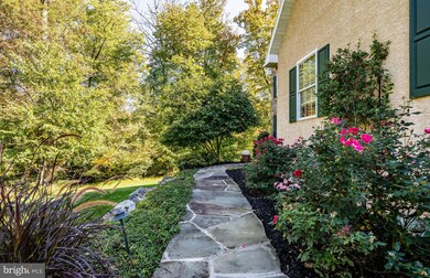 371 Barneston Rd, Glenmoore, PA 19343 - photo 6