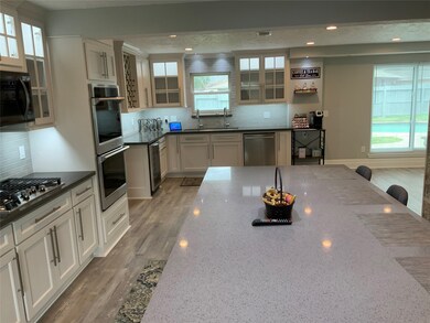 13807 Woodforest Blvd, Houston, TX 77015 - photo 7