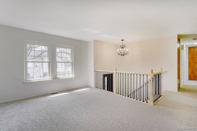 2919 Roundtree Dr unit 209, Troy, MI 48083 - photo 5