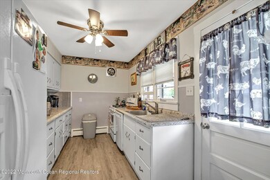 13-KITCHEN