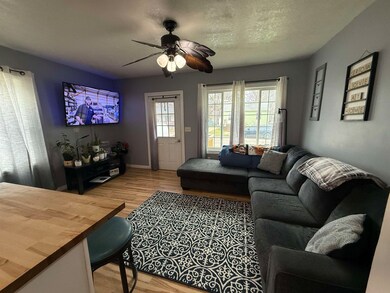 509 13th St NW, Minot, ND 58703 - photo 3