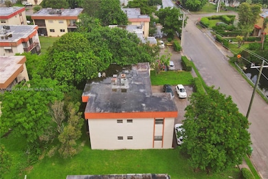 13980 NE 2nd Ct unit 321, Miami, FL 33161 - photo 4