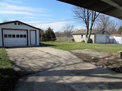1418 Greenwood Ave, Dyer, IN 46311 - photo 2