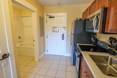 226 QII Jackson Gore Inn unit 226 QII, Ludlow, VT 05149 - photo 3