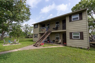 13709 Duncum St unit 4, Houston, TX 77015 - photo 2