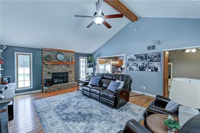 933 Creekside Ln, Plainfield, IN 46168 - photo 5