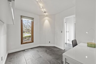 flex/office/den/dining