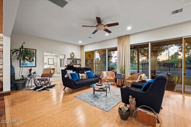23-Living Room
