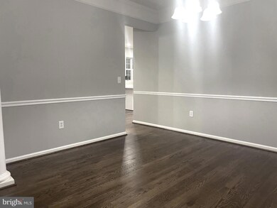 2461 Streamview Dr, Waldorf, MD 20603 - photo 4