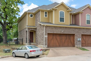 240 Corinna Ct, Hurst, TX 76053 - photo 4