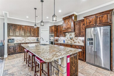 308 Steppes Ct, Weatherford, TX 76087 - photo 6