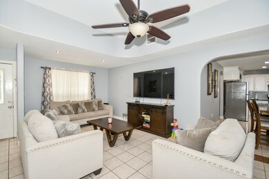 7726 Breezeway St, Houston, TX 77040 - photo 4